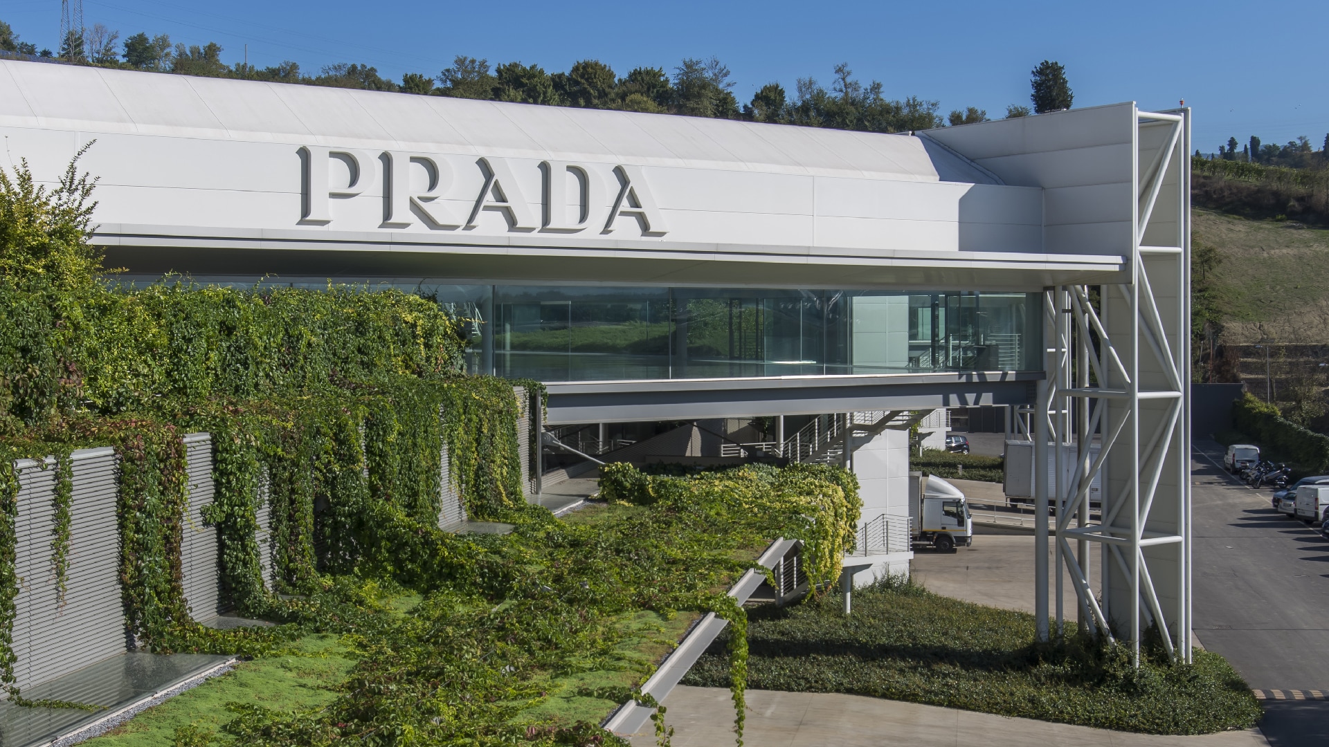 Remix-PRADAWORLD_ENG