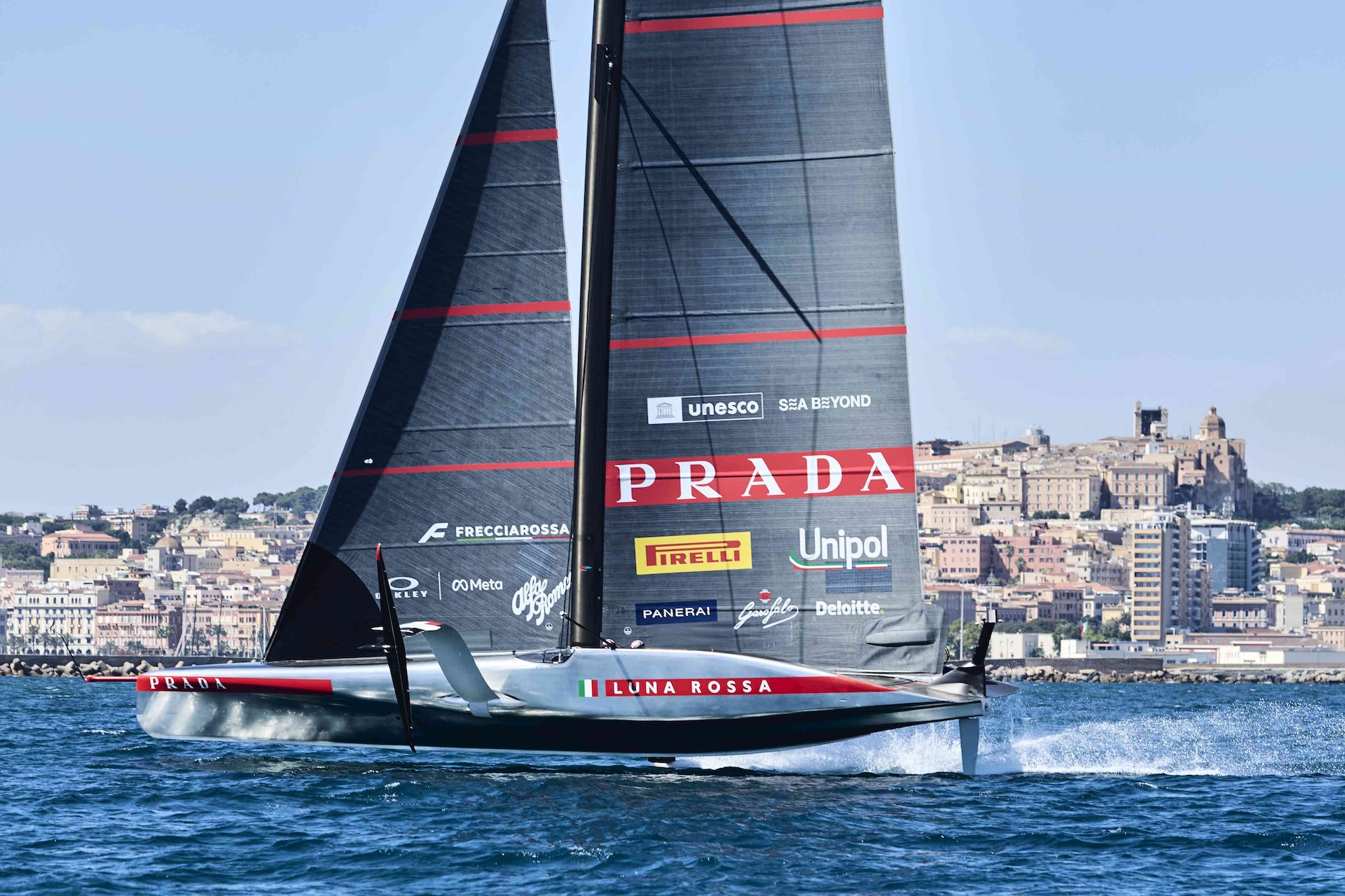 Luna Rossa