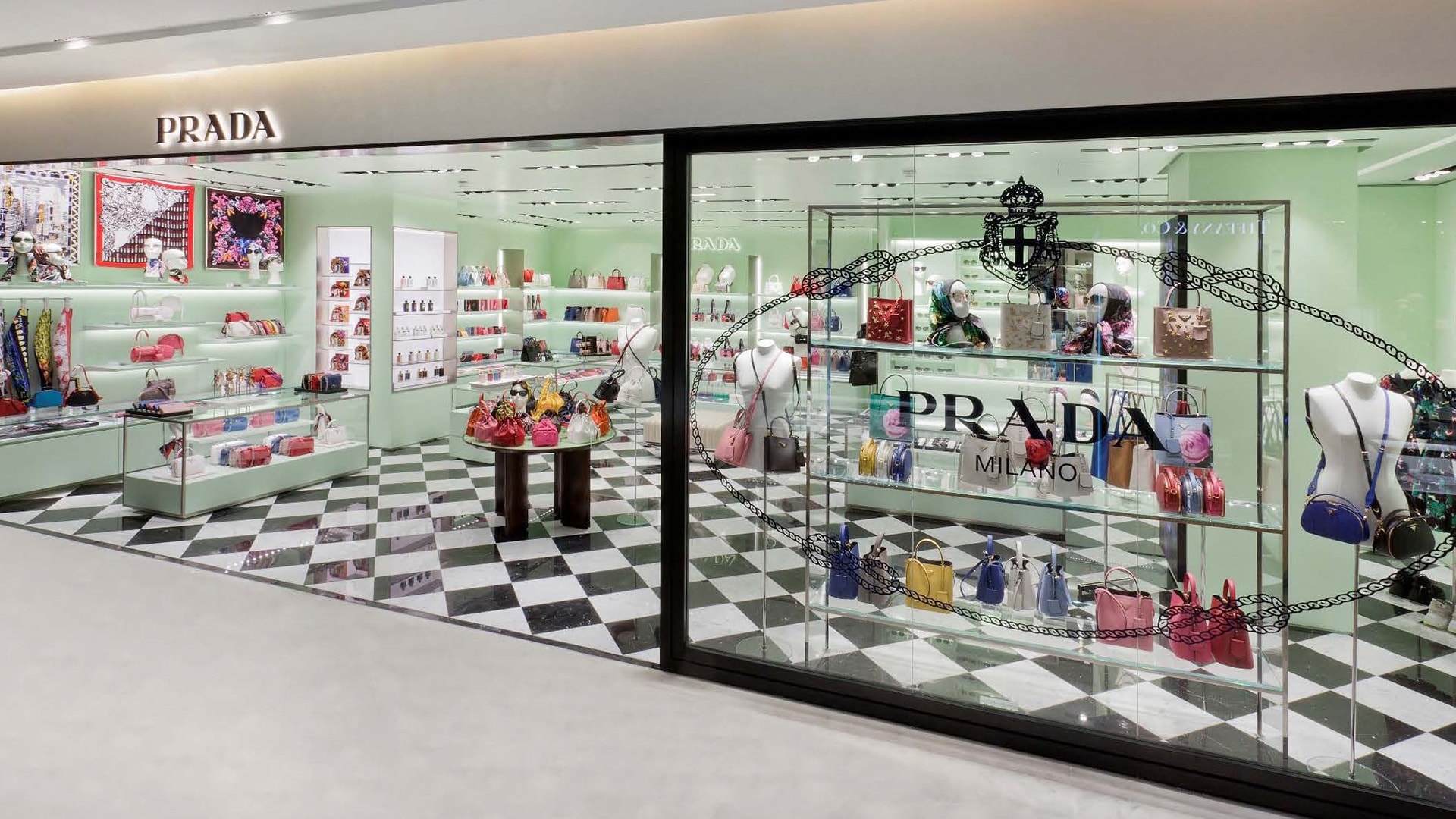 Prada opens a new store in Paris