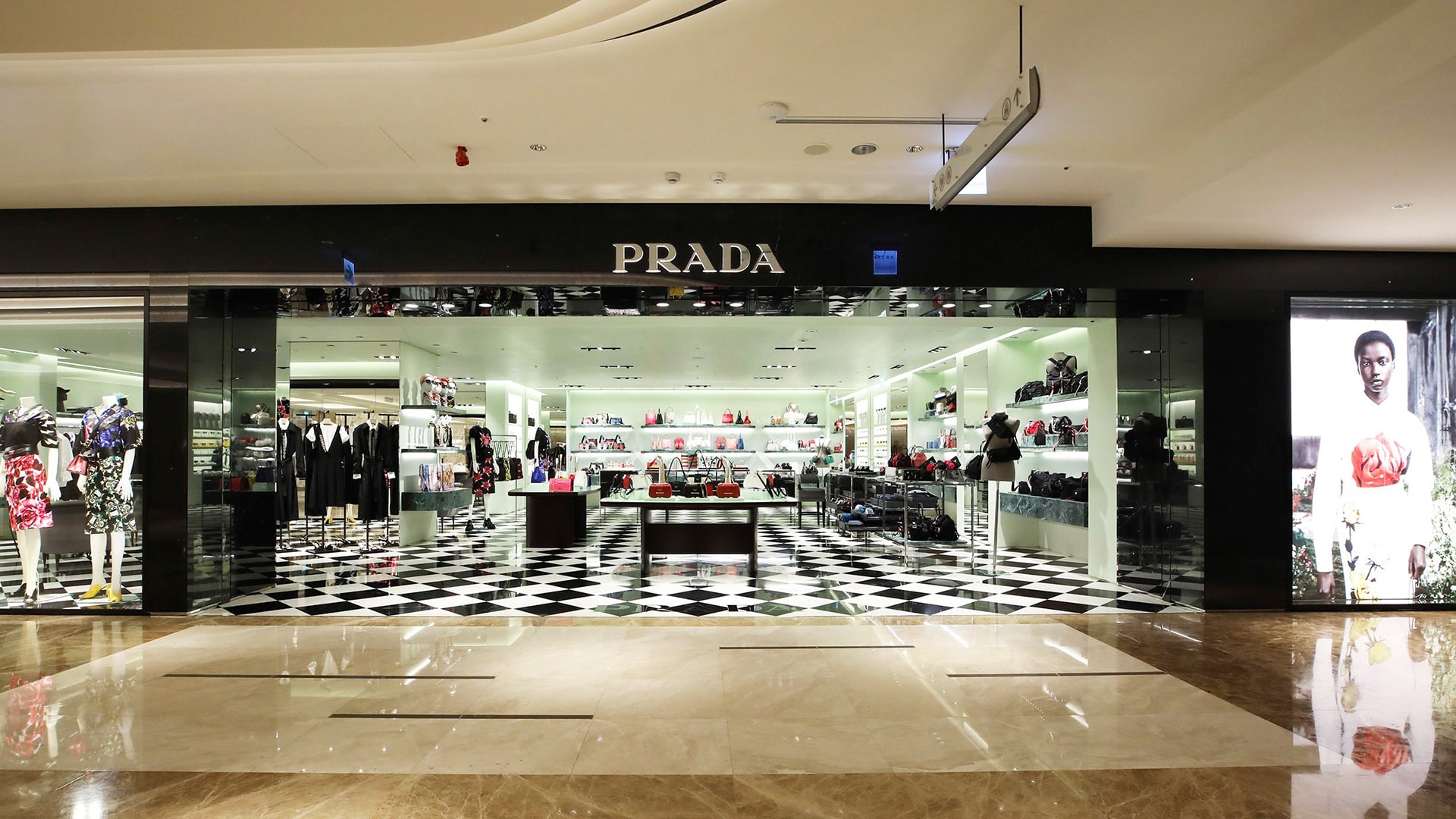 Prada taiwan clearance
