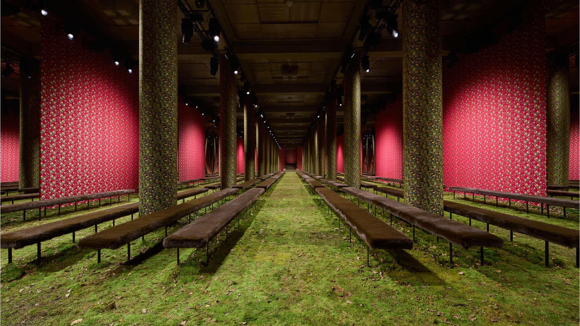 Miu Miu F/W 2026 Show: Mindful Intimacy