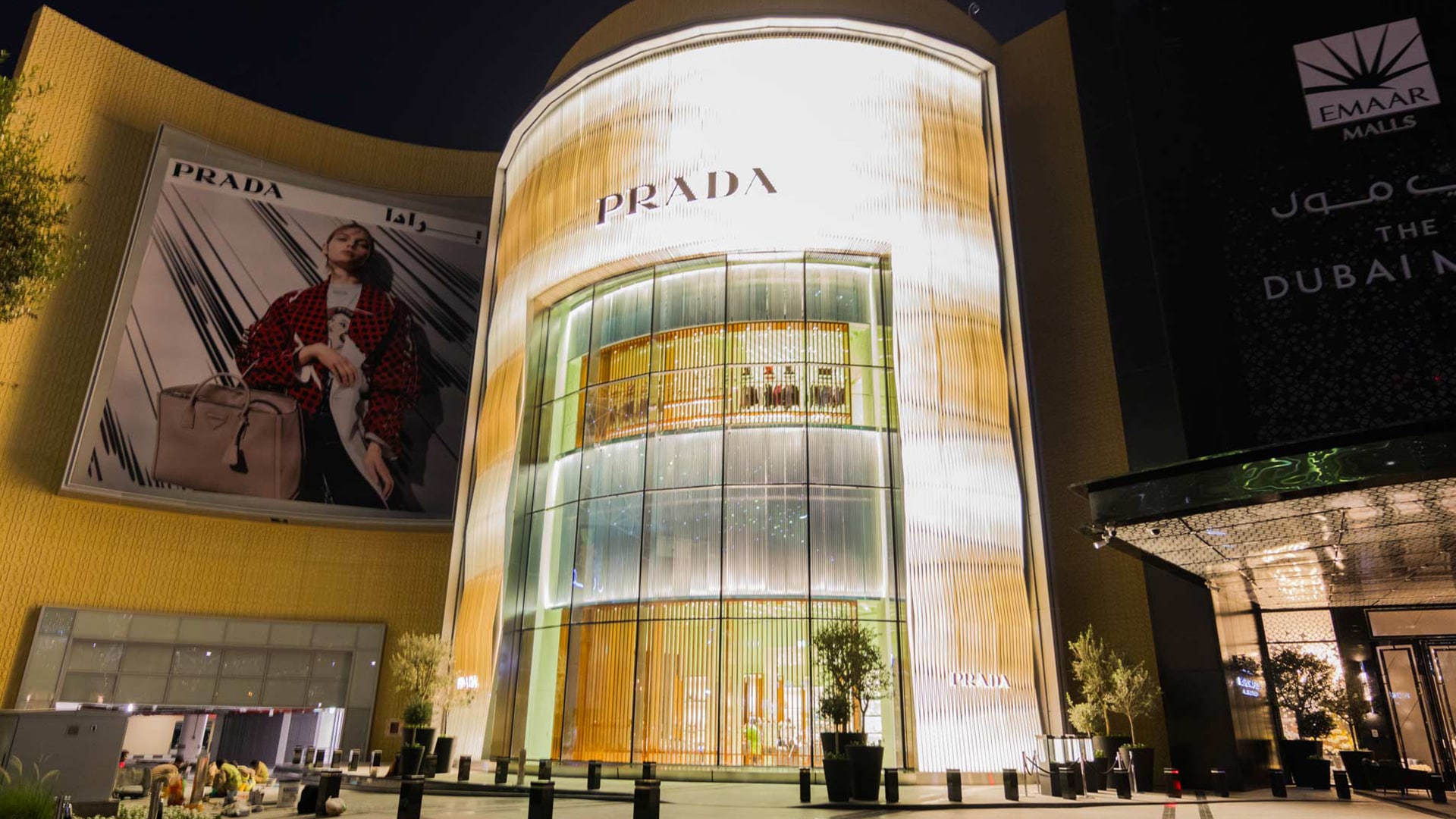 Dubai Mall, Louis Vuitton, Prada, Bottega Venetta