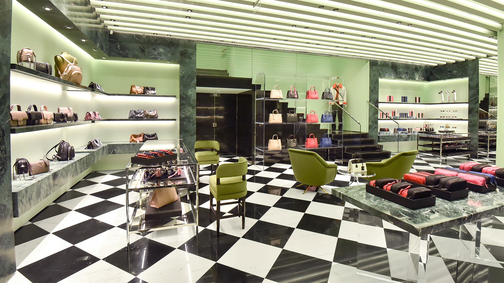 Prada: a new store in Changsha