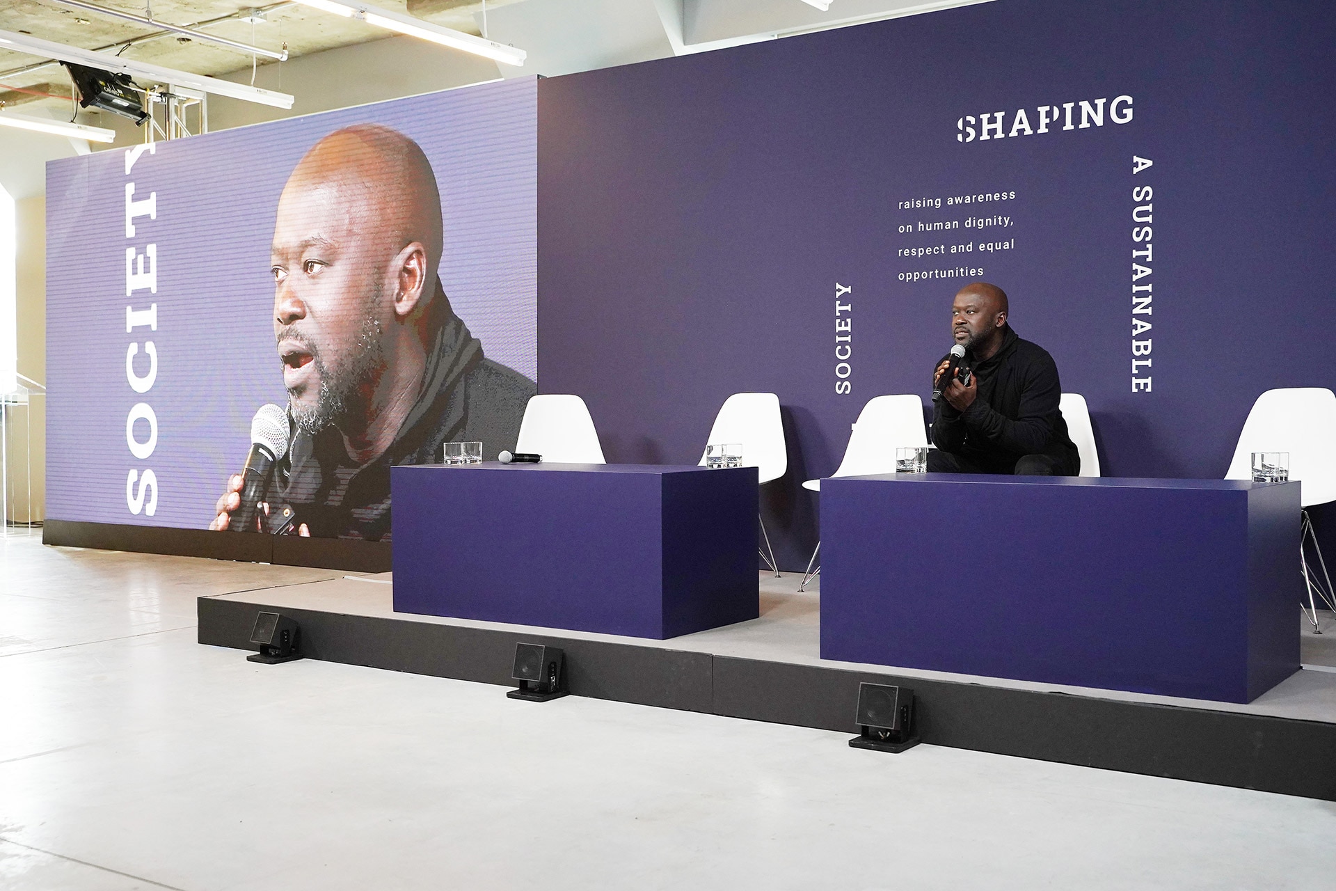 Prada Conference: "Shaping a Sustainable Future Society"