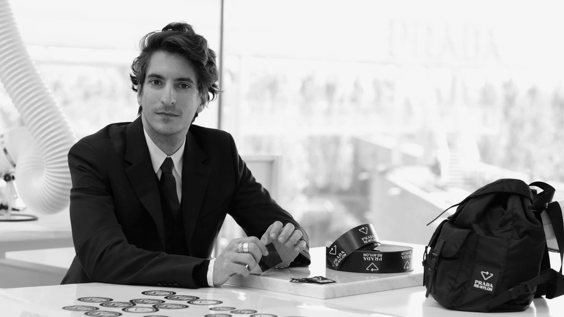 Лоренцо бертелли с женой. Лоренцо баньяти. Патрицио бертелли. Джулио бертелли. Лоренцо бертелли бизнесмен.